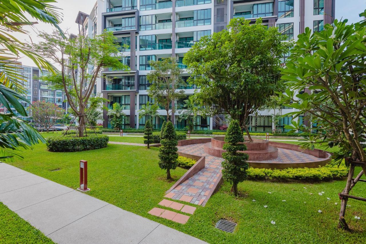 Wyndham Royal Lee Phuket Hotel Nai Yang Beach Exterior foto