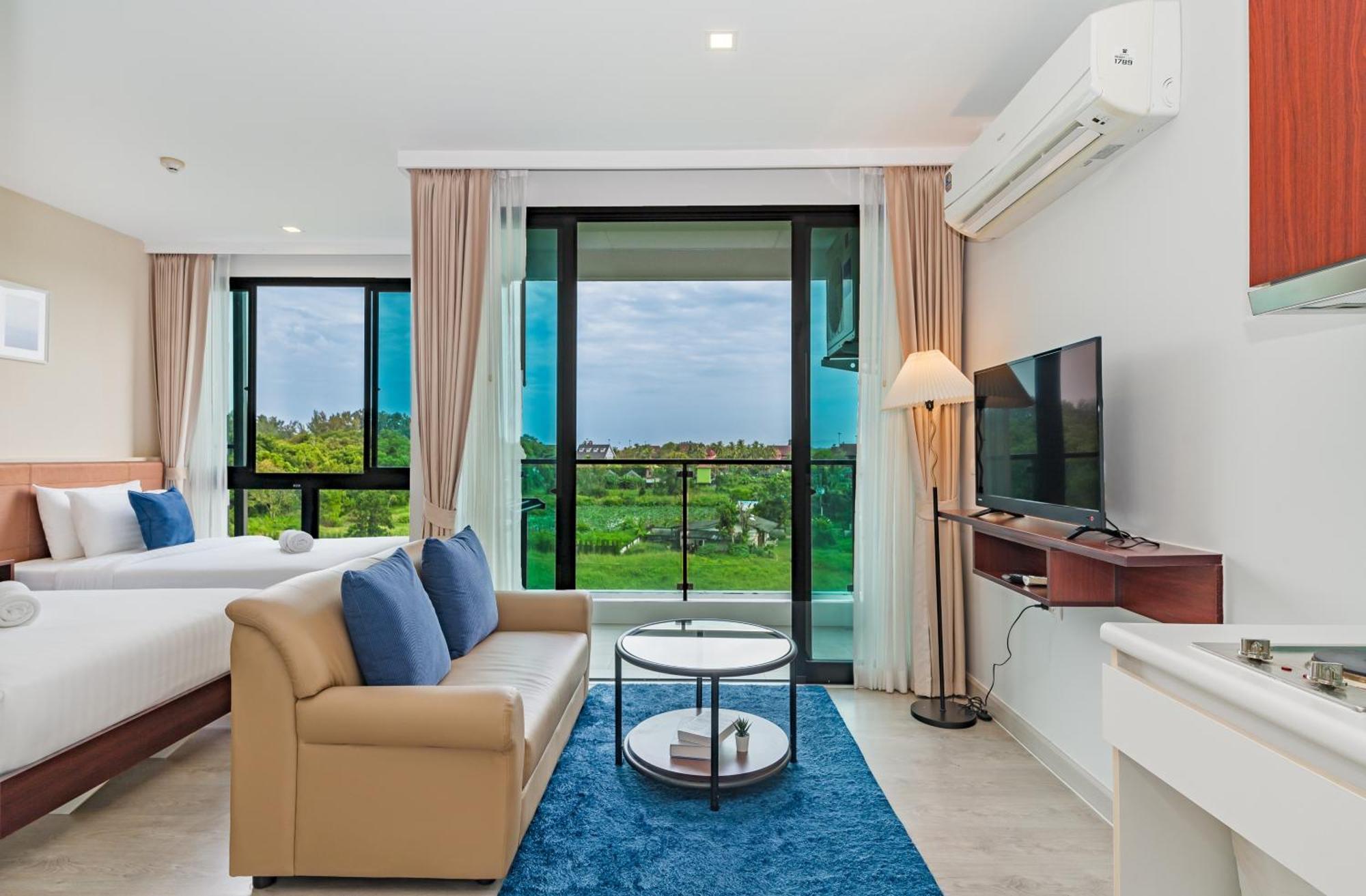 Wyndham Royal Lee Phuket Hotel Nai Yang Beach Exterior foto