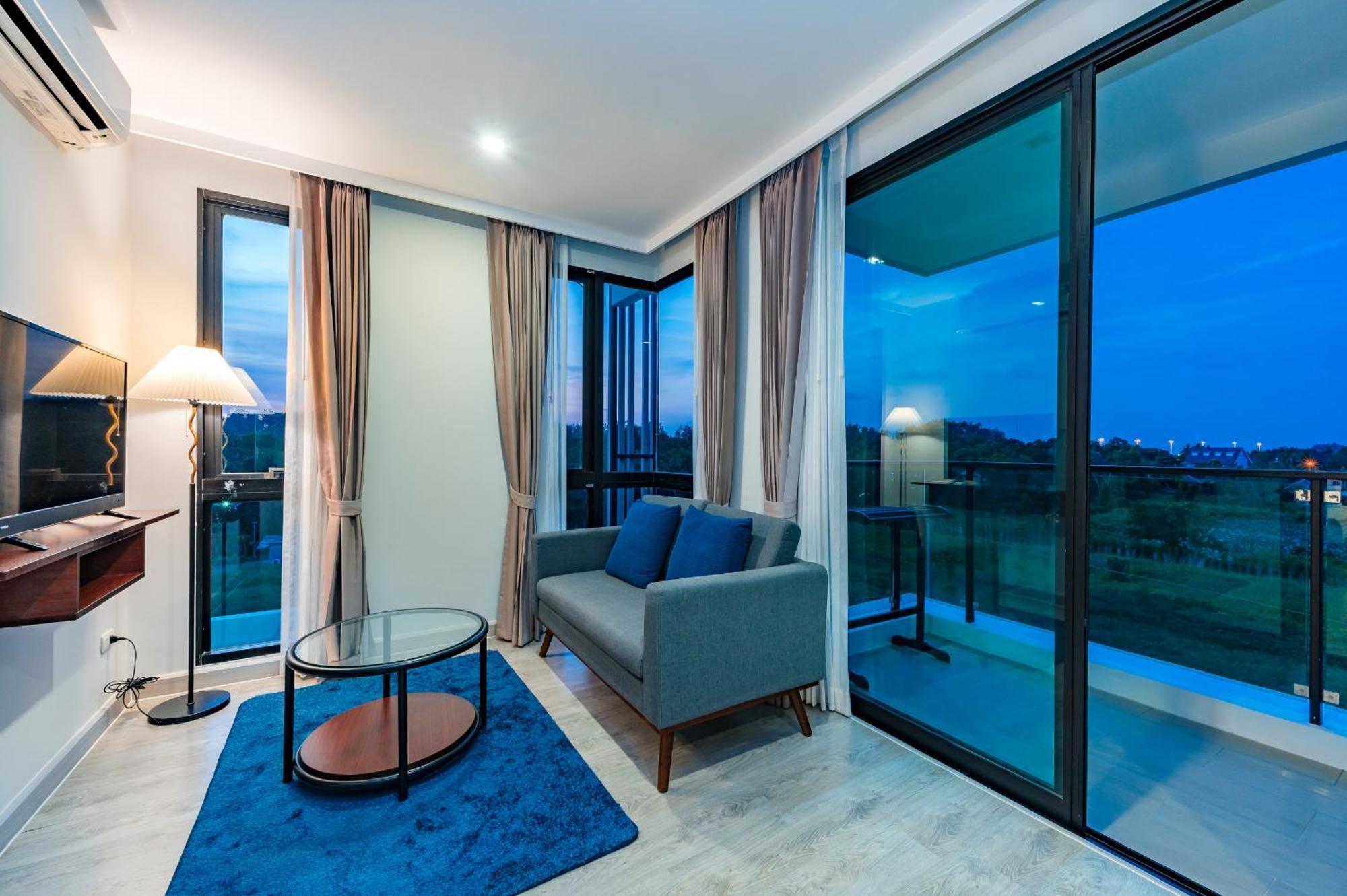 Wyndham Royal Lee Phuket Hotel Nai Yang Beach Exterior foto